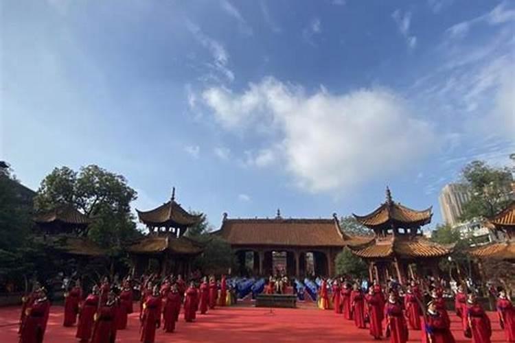 泸州人民过春节的一些习俗,春节泸州周边旅游景点推荐
