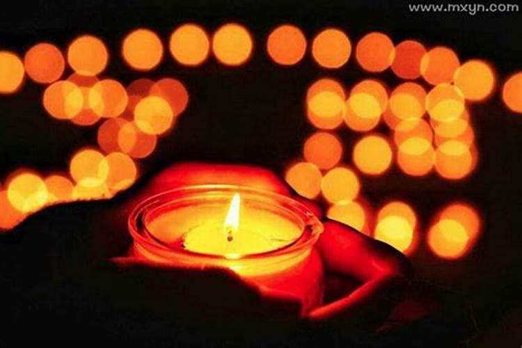 梦见给死了的妈妈洗澡的预兆