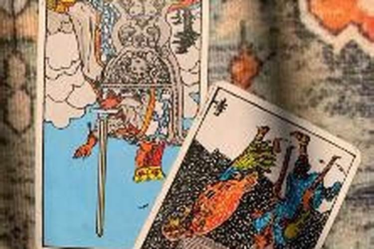 梦见怀孕挺着大肚子