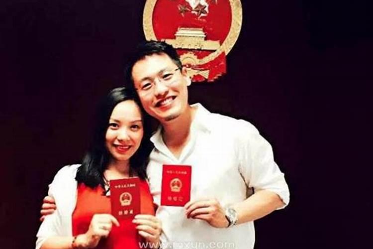 梦见父母结婚是什么意思