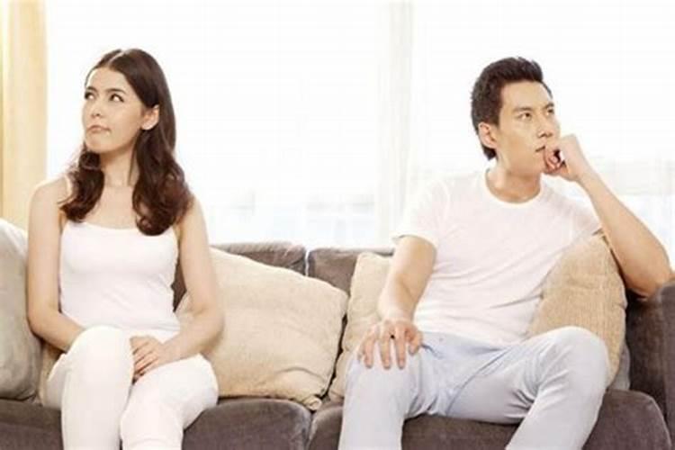 梦见老婆与别人约会的预兆