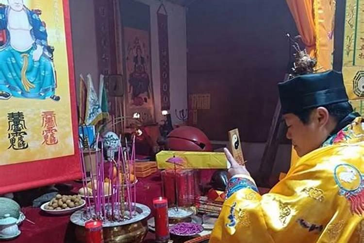 农历十一月属鸡的婚姻 属鸡的属相婚配表？