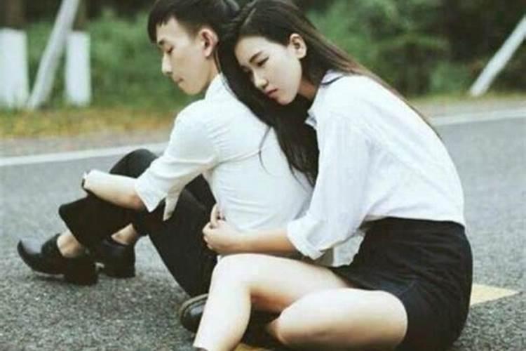 梦见陌生男人亲近自己是什么意思？