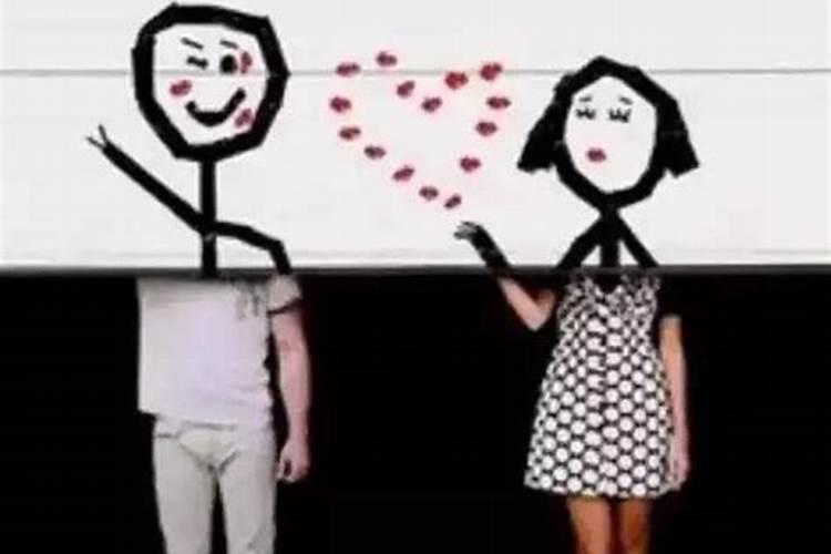梦见熟悉的女人什么意思？