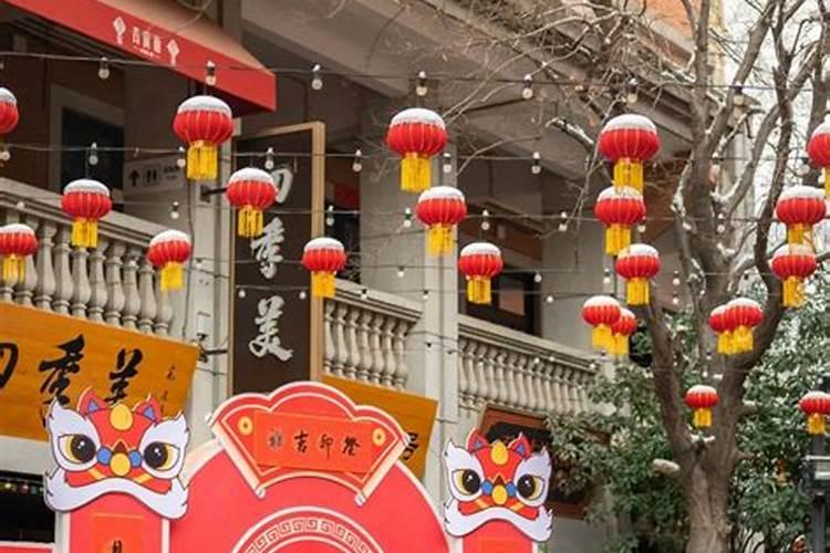 属蛇的和什么属相最配 属蛇的多大结婚比较好