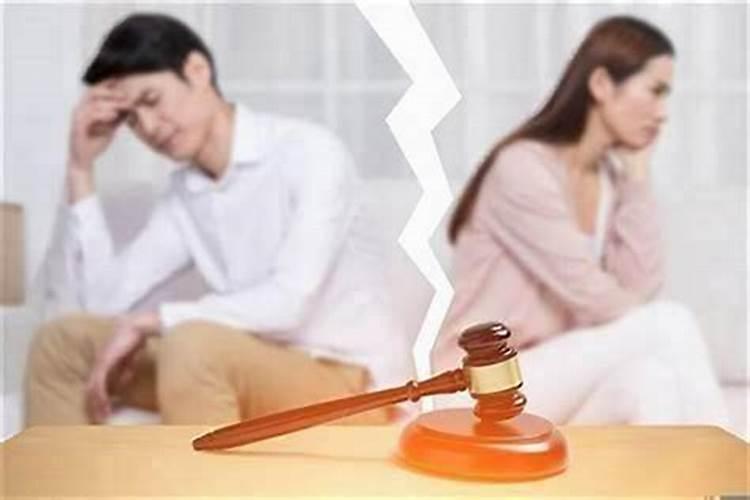 男朋友父母是潮州人,他父母找人算我们八字说我们相克,否决我们关系,他...