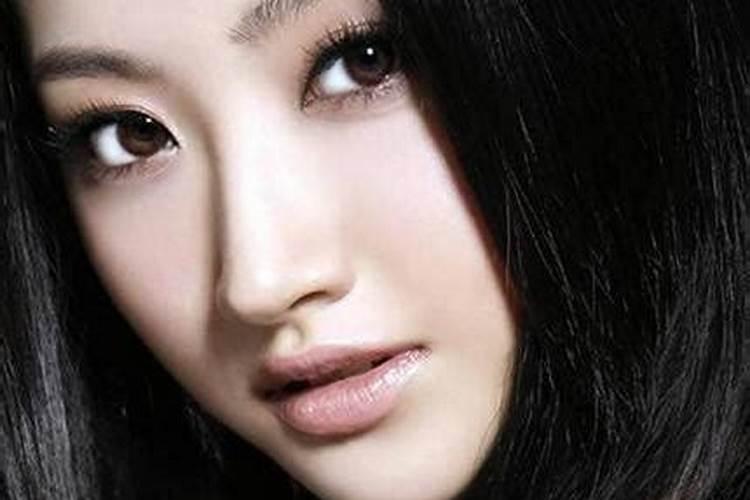 怎样查女明星们的生辰八字？
