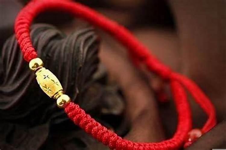 女士犯太岁佩戴什么好
