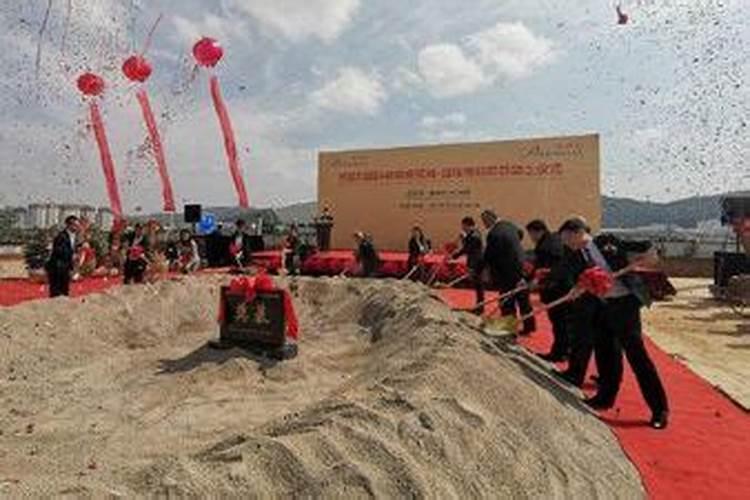 腊八节是为庆祝丰收、祭祀诸神的节日,哪个朝代才固定？