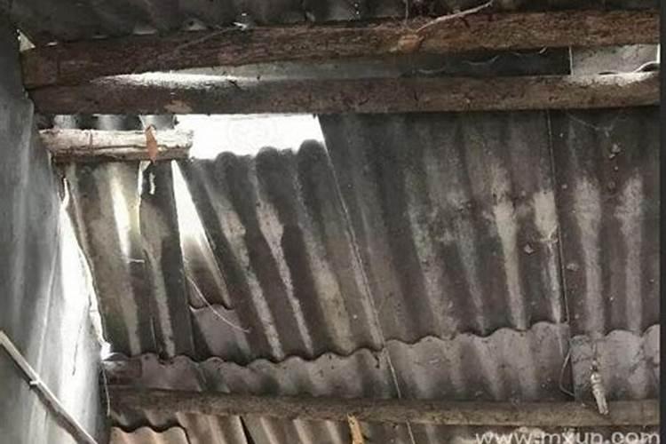 梦到进入仇人家里是什么意思