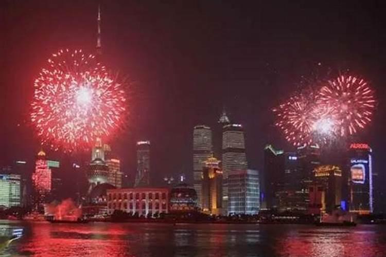 2025猪犯太岁佩戴什么