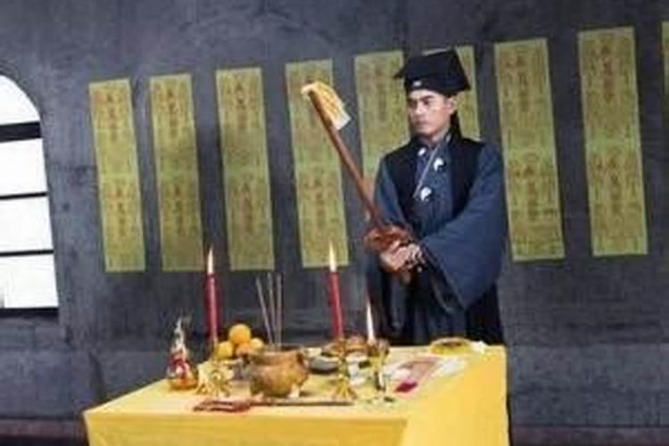 2025年躲不过桃花劫的生肖是