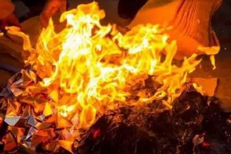 为什么十月初一烧纸 是什么节日
