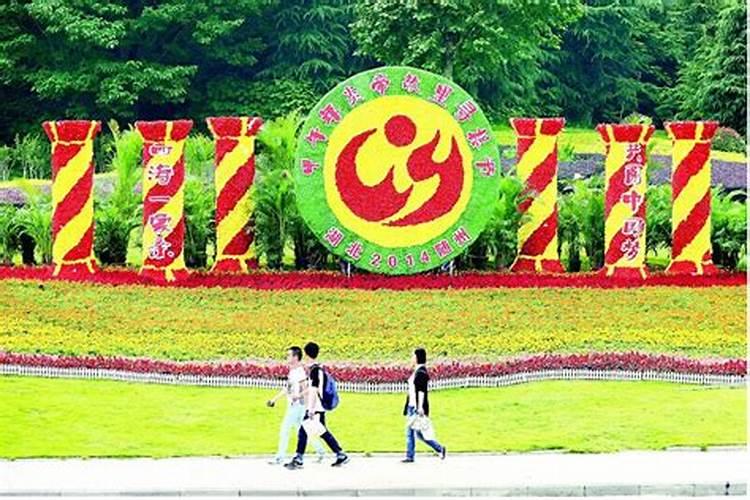 随州乡镇清明节可以烧纸钱方烟花爆竹吗？
