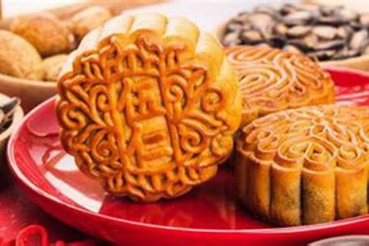 中元节上坟带什么才好呢 中元节祭拜带哪些东西好