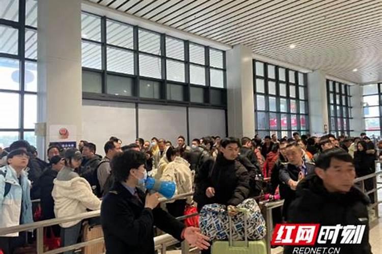 去济南千佛山拜太岁大约得花多少钱呀
