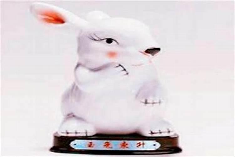 老年人兔年本命年戴什么 老年人兔年本命年戴什么比较好