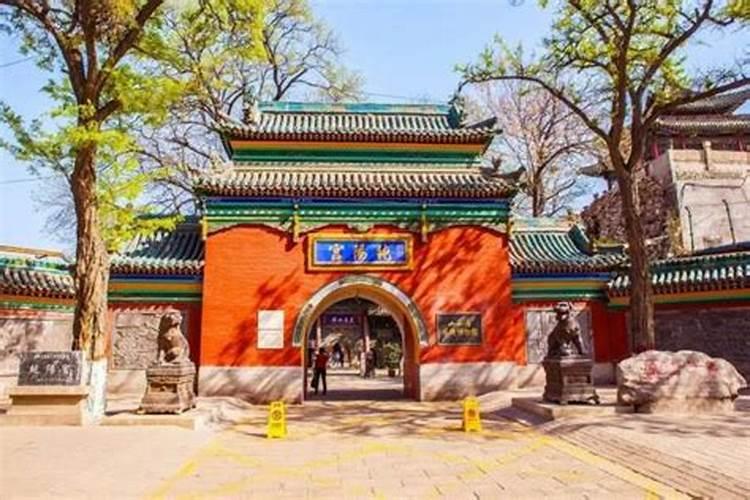 在道观中每天都学习什么？