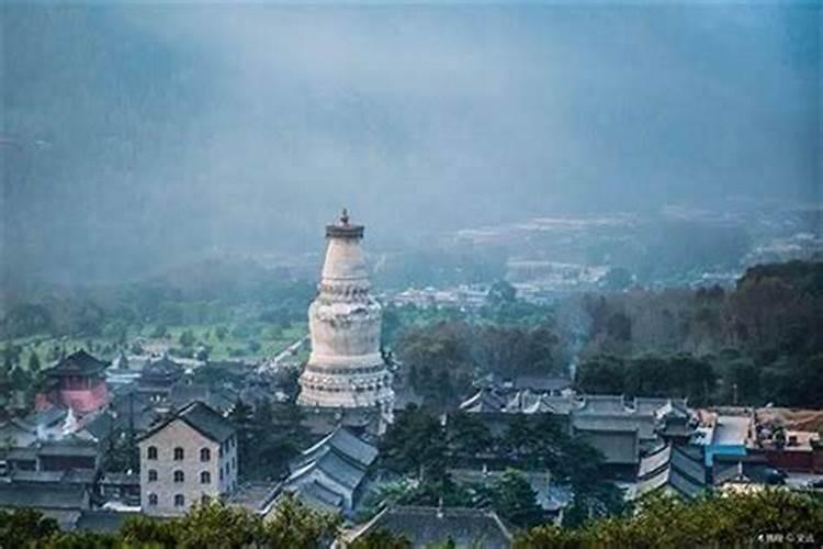 属蛇在2022年刑太岁结婚好不好 相刑怎么化解？