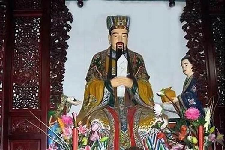 犯太岁可以拜神吗