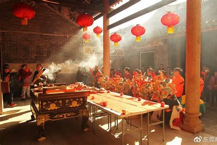 为什么地理书上写的冬至日都是12月22号,而今年冬至是12月21号？百度知...