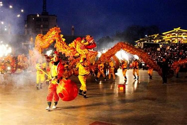 大年初一公交公司会安排公交车出车吗