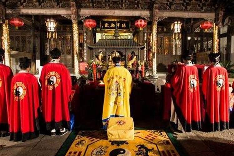 请问普陀山哪个寺庙可以做消灾法事？