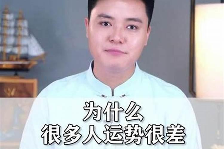 请问我梦到水库,决堤,洪水,逃亡,这在解梦中是怎么解释的？