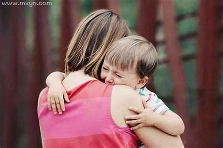 女人梦见抱小孩是什么预兆