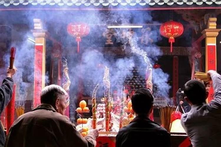 犯太岁为什么不能穿红