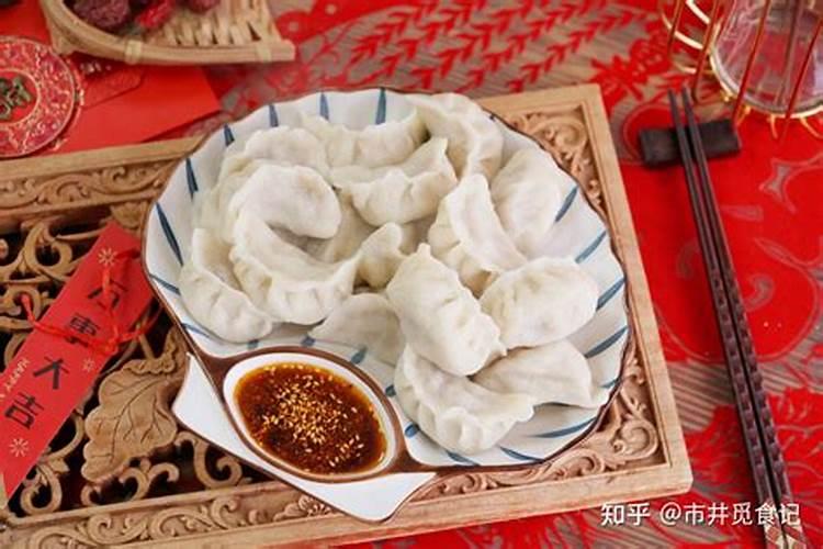 家里摆的佛像腊月十五要用公鸡上供吗？