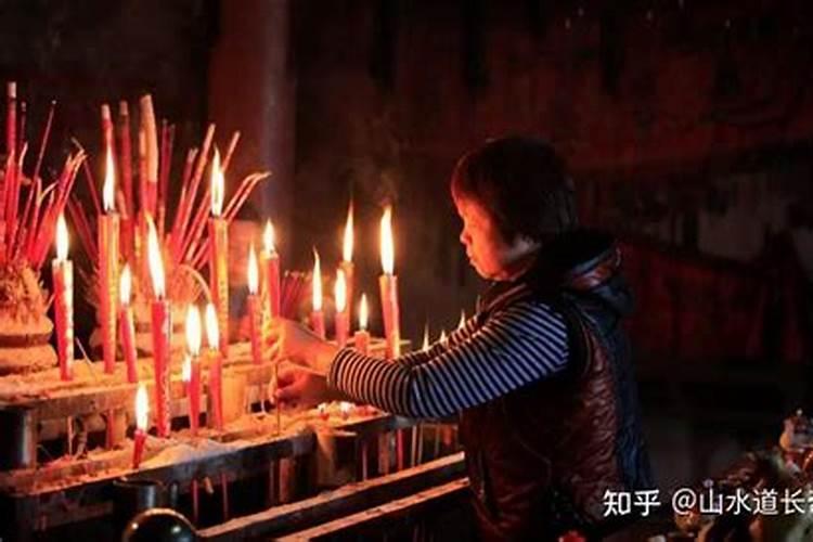 属鸡2025年全面健康运势