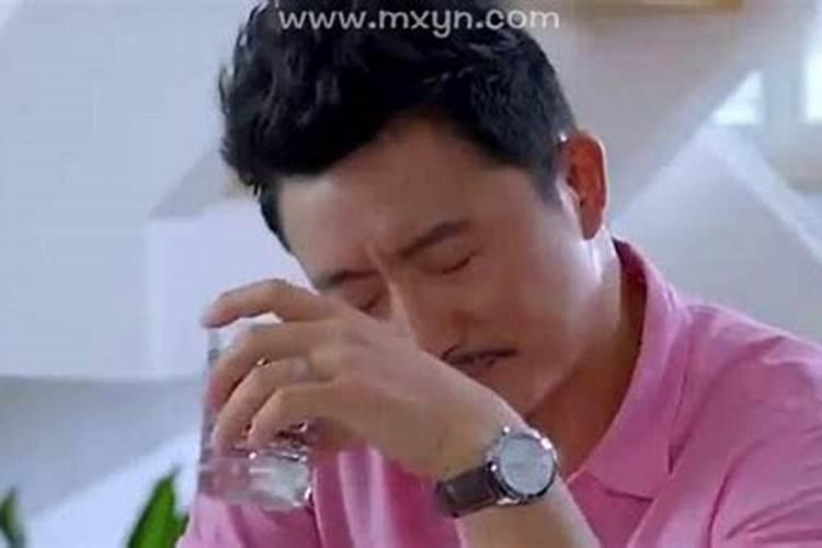 离婚后经常梦见前妻回来了,怎么解说