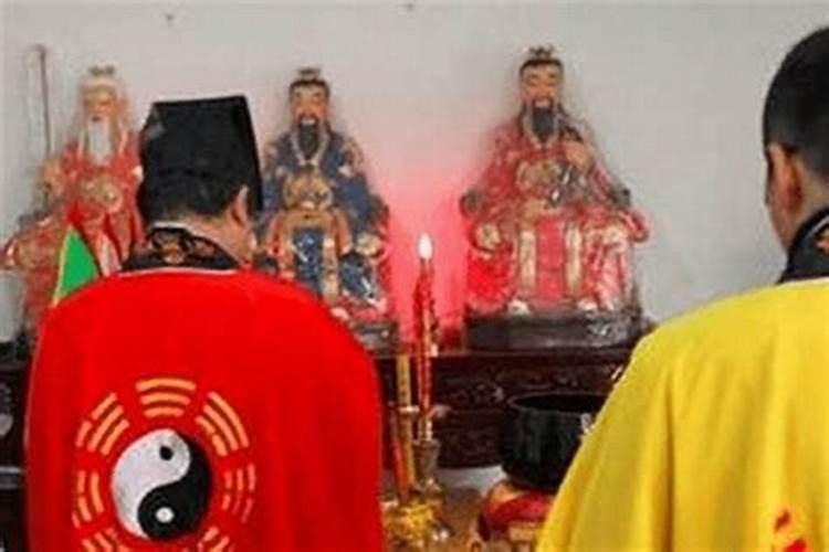 孔子挂像能与文昌塔一个屋吗