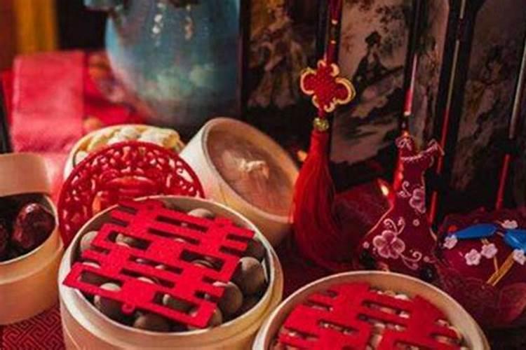 梦见梦前夫卖了一套房给我