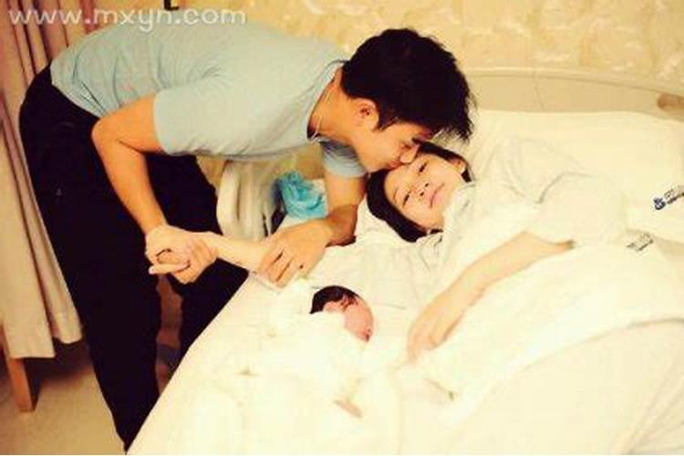 梦见女人死而复活是什么意思？