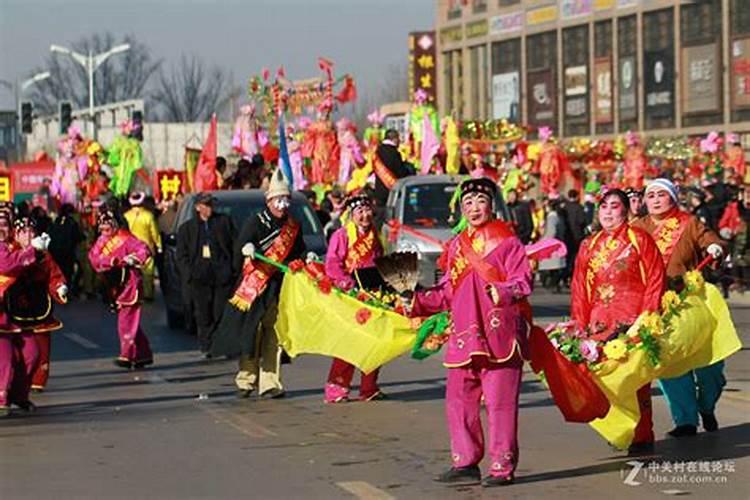 2024属鸡的戴什么防小人最好