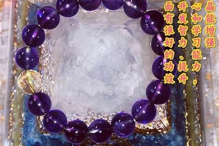 中国影视明星梅艳芳的介绍和生辰八字分析女