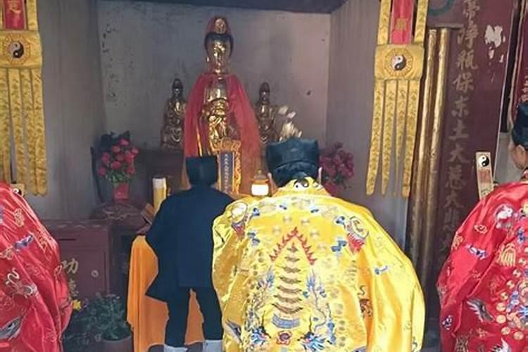 蛇年犯太岁戴什么首饰能化解