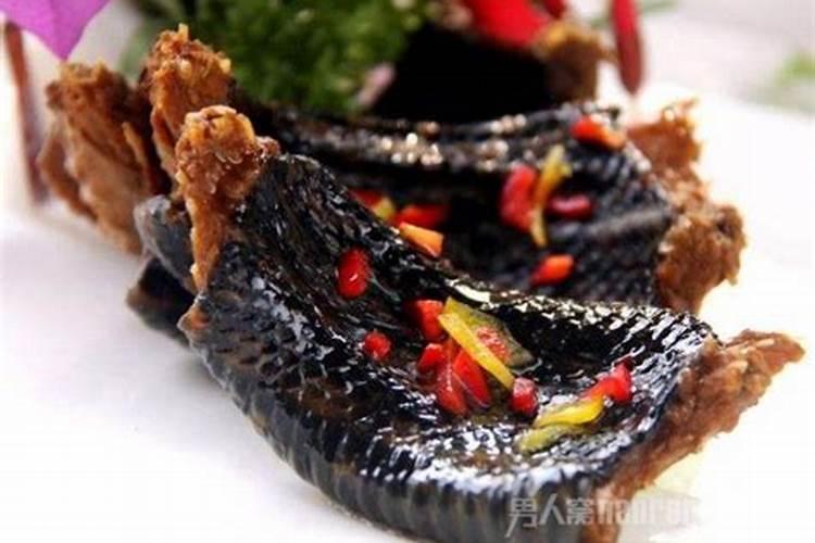 梦见吃蛇肉是什么意思