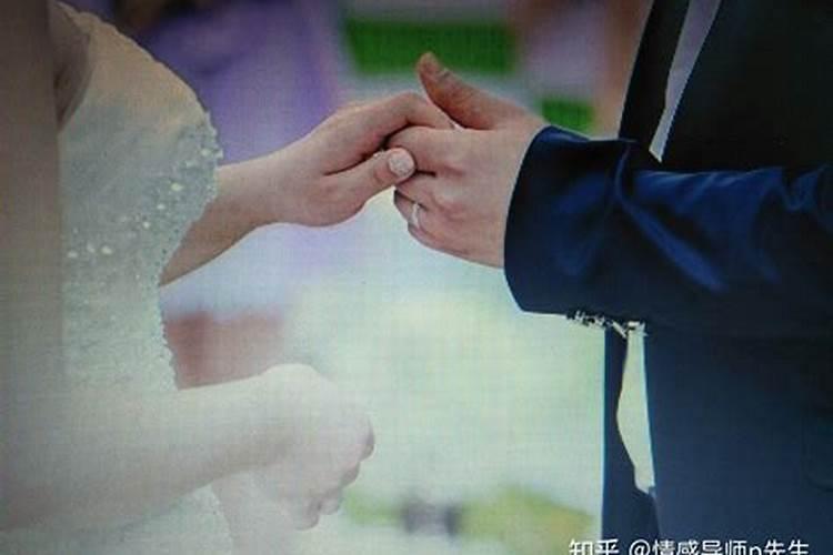 男朋友出轨了想挽回怎么办:女人应该如何挽回男友的心
