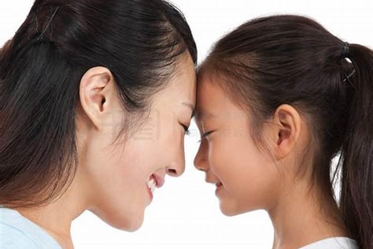 梦见和女人亲昵