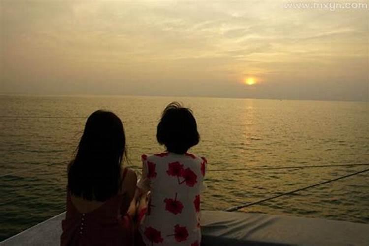 梦见妈妈变老
