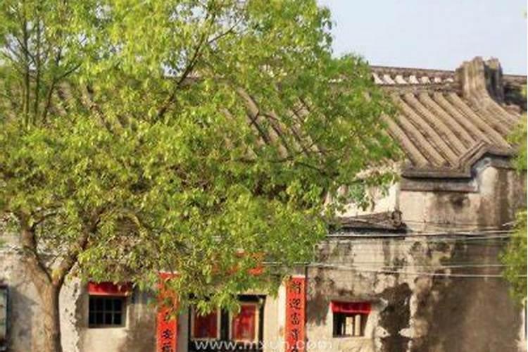 周公解梦梦见回老家是什么意思