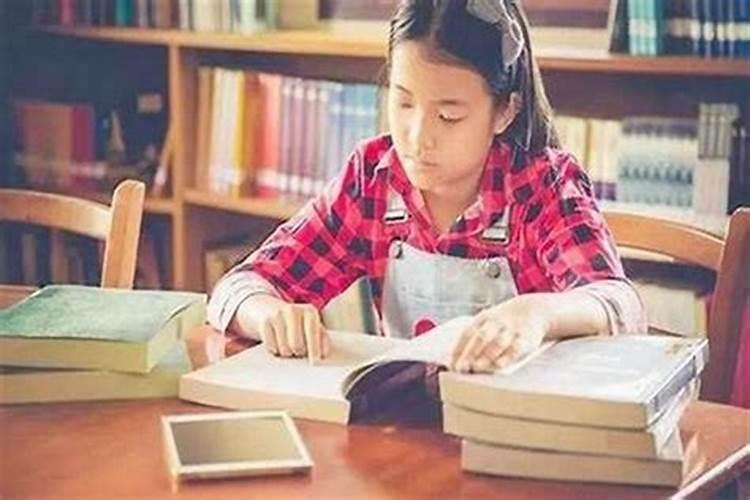 生小孩放在月底还是月初好