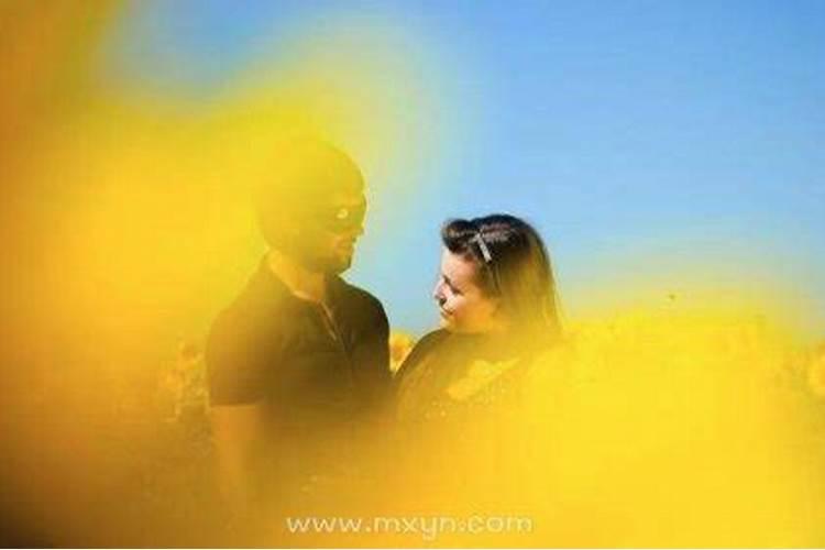 周渝民和老婆喻虹渊怎么认识的？