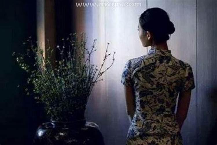 睡觉老是梦到和死人在一起怎么办,梦见死人什么预兆
