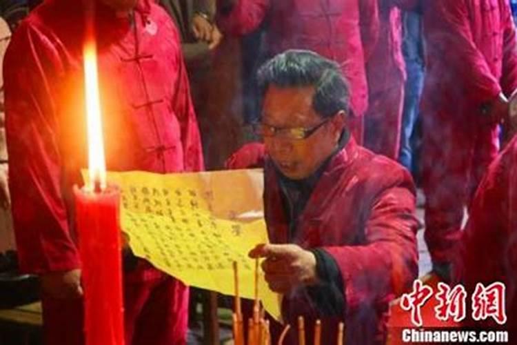 您好,我是1985年阴历11月初七中午11点以后出生,麻烦您帮我看一看我的...