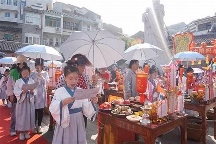 2025本命年蛇戴什么属相好