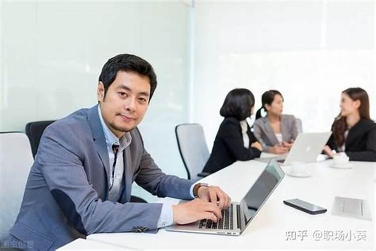 老公出轨不愿意离婚什么心理